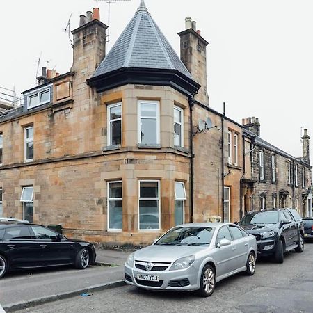 Stylish Stirling Apartment - Free Parking Экстерьер фото