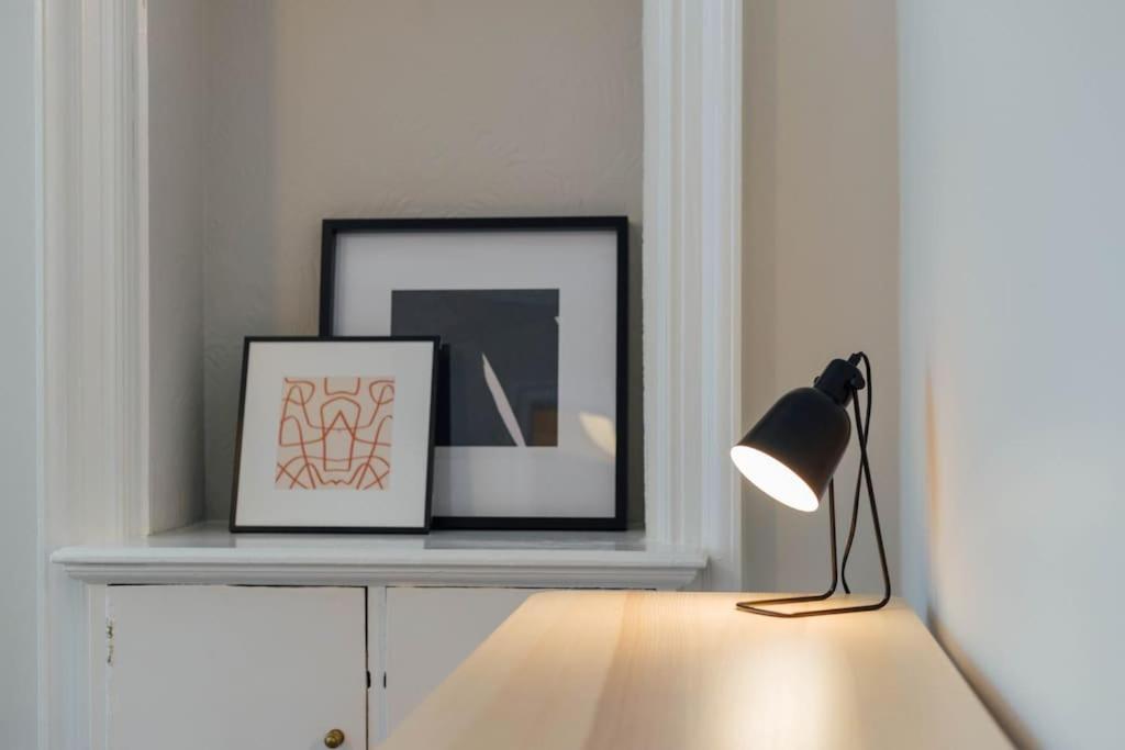 Stylish Stirling Apartment - Free Parking Экстерьер фото